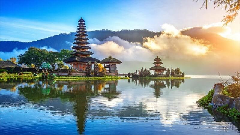 SINGAPUR BALI KUALA LUMPUR