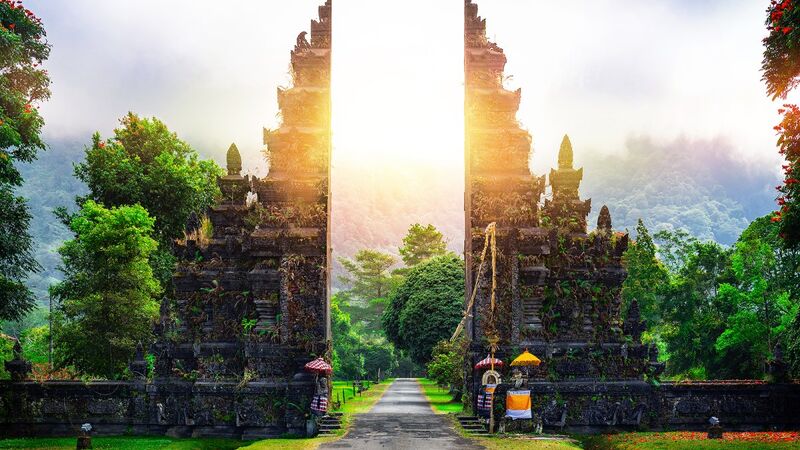 SINGAPUR BALI KUALA LUMPUR