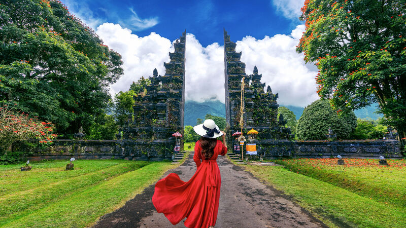 SINGAPUR BALI KUALA LUMPUR