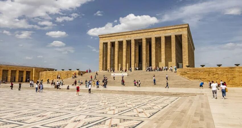 Ankara ve Eskişehir Turu (1 Gece Konaklamalı)