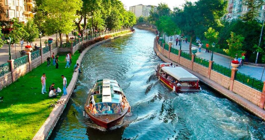 Ankara ve Eskişehir Turu (1 Gece Konaklamalı)