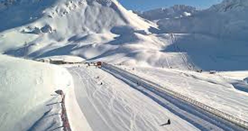 GÜNÜBİRLİK DAVRAZ KAYAK MERKEZİ 