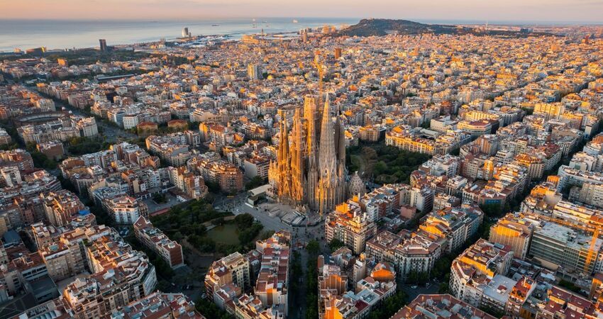 Express Barcelona Turu (Sevgililer Günü Özel)