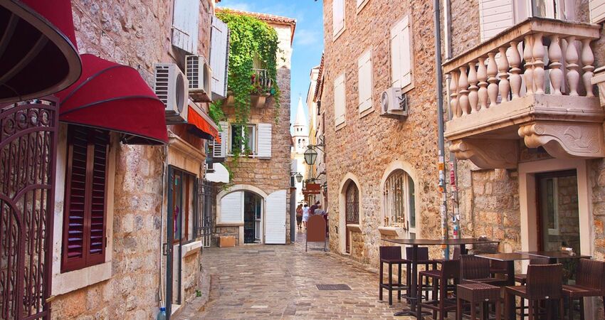 İZMİR ÇIKIŞLI BUDVA RÜYASI TURU PEGASUS HAVAYOLLARI İLE