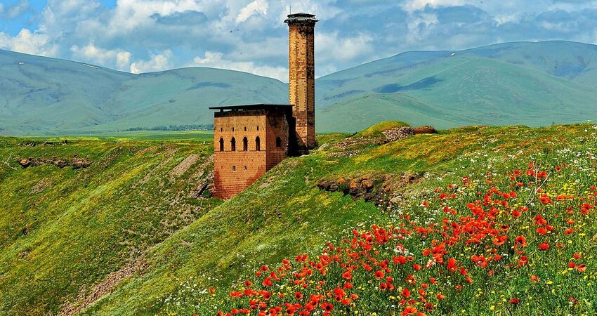 İzmir`den Vizesiz Uçakla Batum Tiflis Kars Turu