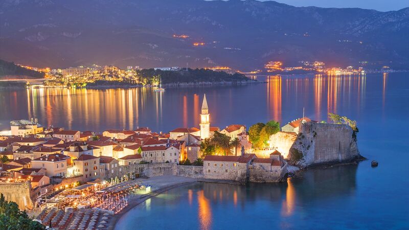 İZMİR ÇIKIŞLI BUDVA RÜYASI TURU PEGASUS HAVAYOLLARI İLE