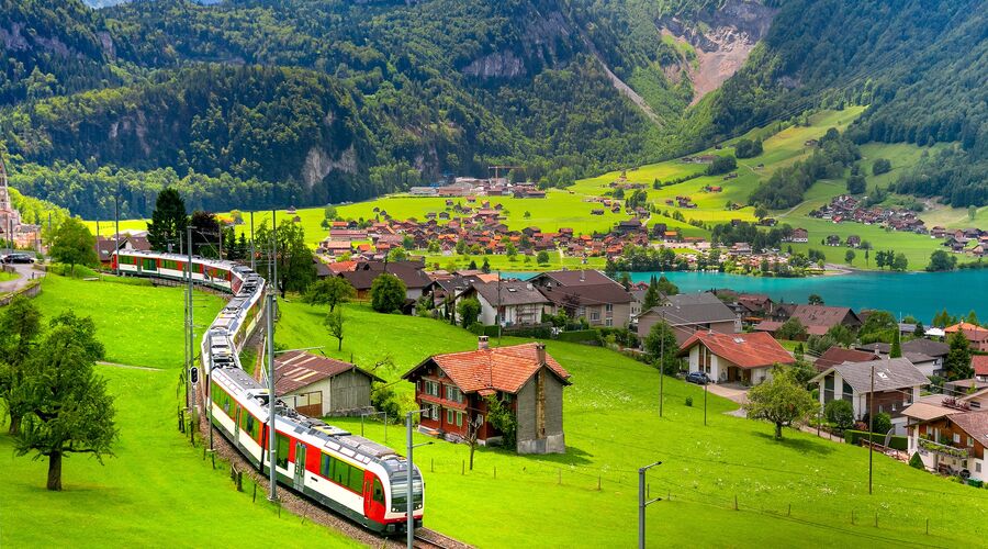 İZMİR’DEN BERLİN VE ALPLER TRENLİ HALLSTATT  İLE BİR ORTA AVRUPA MASALI SUNEXPRESS HAVA YOLLARI İLE 7 GECE